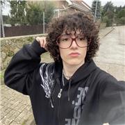 Profesor de inglés, dos años estudiando en Cánada.